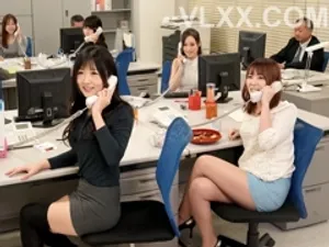 Em nhân viên bênh viện tận tình chăm sóc bệnh nhân có công việc phụ ở “onlyfans”