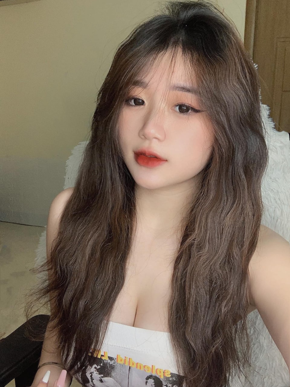 HZGD-257 "Anh xin lỗi, em yêu..." Bố chồng tôi ép tôi có con vào đúng ngày tôi có nguy cơ mang thai...